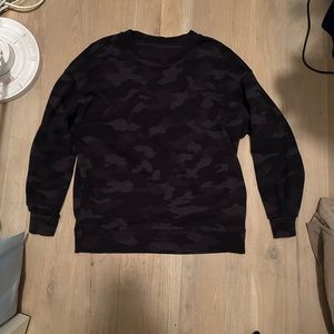 lululemon black camo crewneck sweater